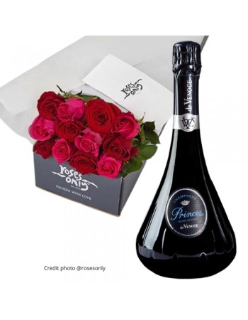 Gift Box - 12 Roses and De Venoge Princes Blanc de Noirs..