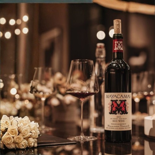The Collector’s Secret: Why Mayacamas Merlot is Disrupting Singapore’s Fine Wine Scene